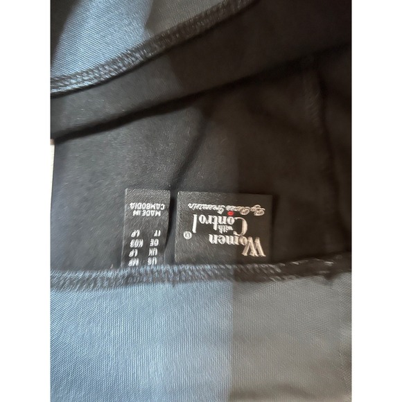 Women with Control Renee Greenstein Black Tummy Control Pull On Pants MP Petite - Picture 5 of 8